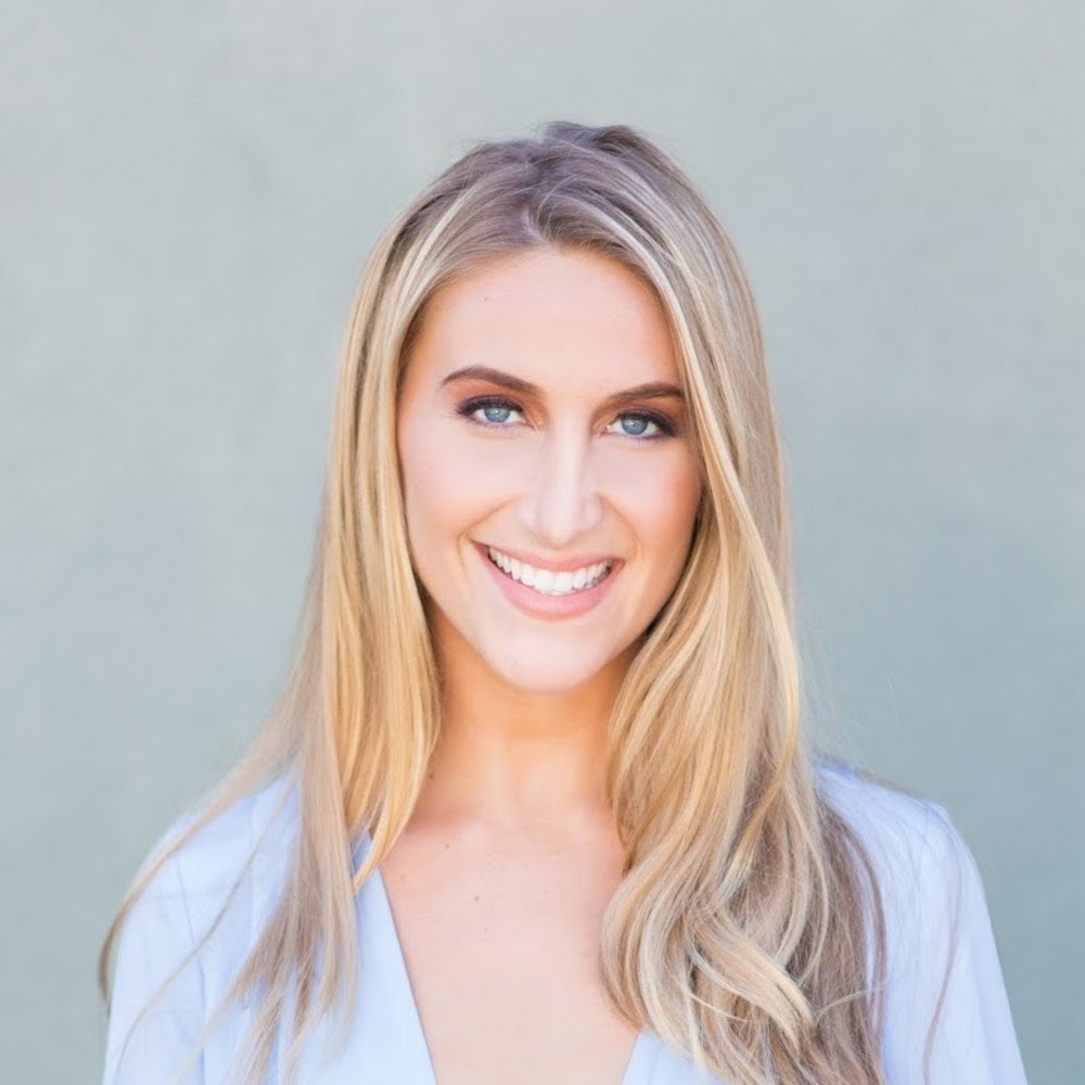 Meet your Posher, Nora